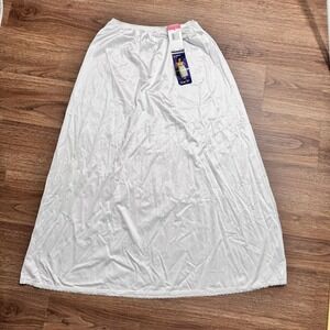 Vanity Fair Satin Glance White Nylon Petti Slip Size‎ S 34" New Old Stock